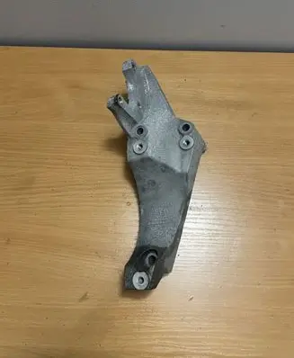 Generator/alternator bracket