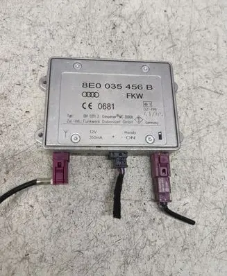 Audi A6 S6 C6 4F Antenna control unit 8E0035456B