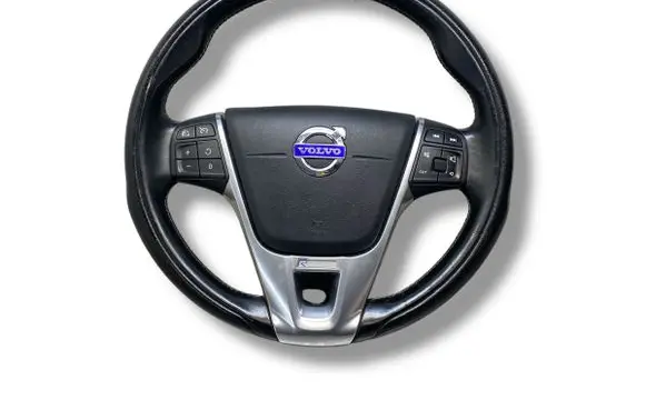 Volvo V40 Steering wheel rdesign r-design