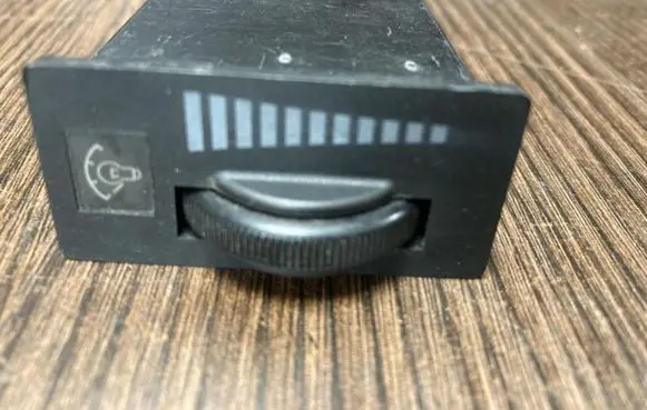 Toyota Previa (XR10, XR20) I Panel lighting control switch 