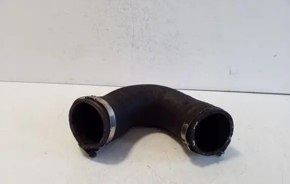 Intercooler hose/pipe