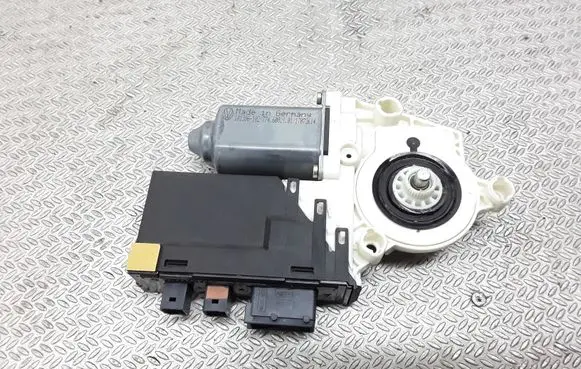 Citroen C8 Front door window regulator motor 1488737080