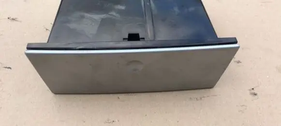 Car ashtray