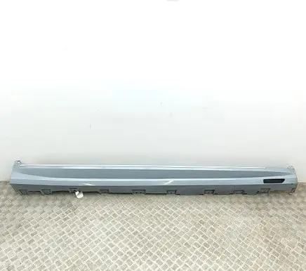 BMW X7 G07 Sill 7441108