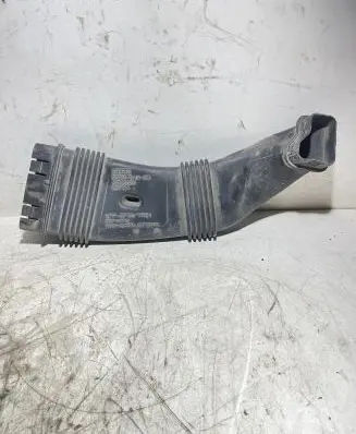 Volvo V70 Air intake duct part 31216029 6G9N1719DD U37DA