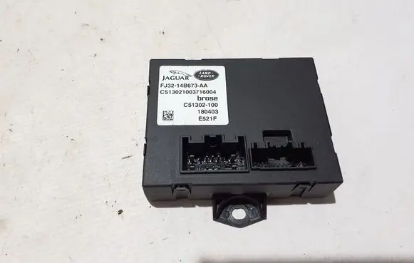 Land Rover Evoque I Tailgate/trunk control unit/module FJ3214B673AA