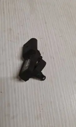 Audi A4 S4 B7 8E 8H Air pressure sensor 038906051B 0281002399