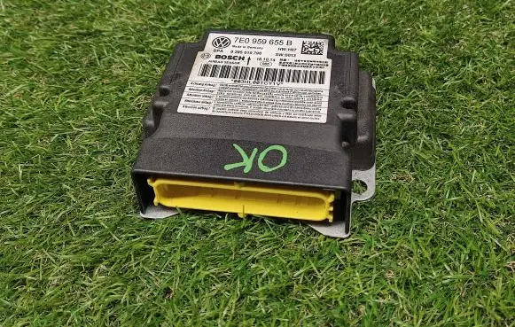 Volkswagen Transporter - Caravelle T5 Airbag control unit/module 7E0959655B 0285010798