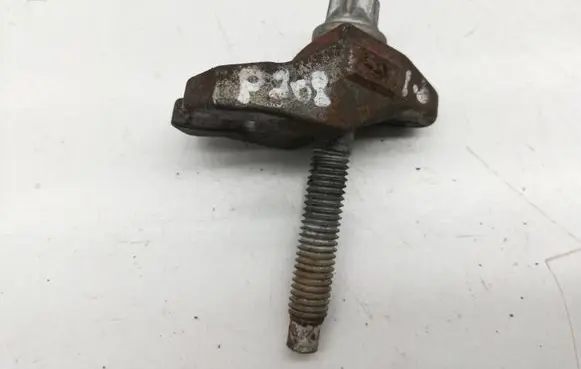 Peugeot 308 Fuel Injector clamp holder