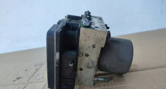 Nissan Qashqai ABS Pump 47660JD01D