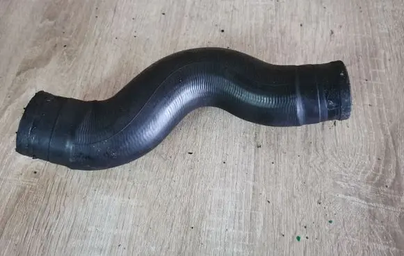 Opel Zafira B Engine coolant pipe/hose