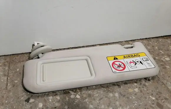 Lexus ES 250 - 300 - 330 Sun visor TW23281010