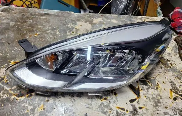 Ford Fiesta Headlight/headlamp L1BB13E015AD