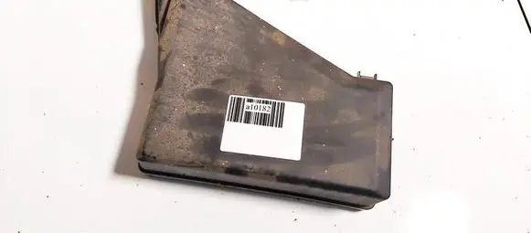Subaru Outback Fuse box cover mb502104b