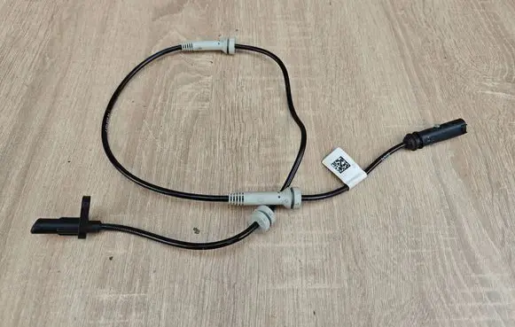 BMW 5 G30 G31 G38 ABS brake wheel speed sensor 6874637