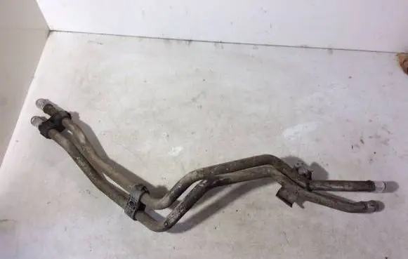 Engine coolant pipe/hose