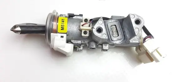 Subaru Legacy Ignition lock 88215AG000 M5141
