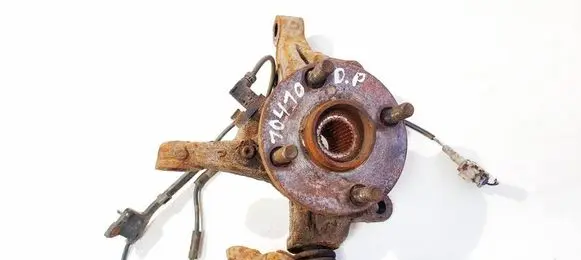 Front wheel hub