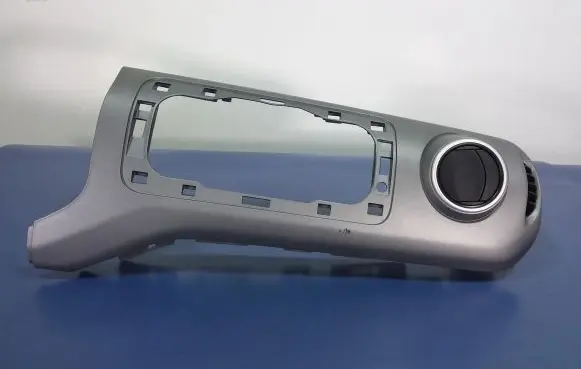 Peugeot Partner Side skirt rear trim 9681843277