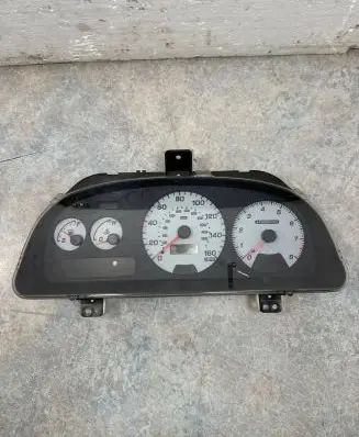 Subaru Impreza I Speedometer (instrument cluster) 85014FA560