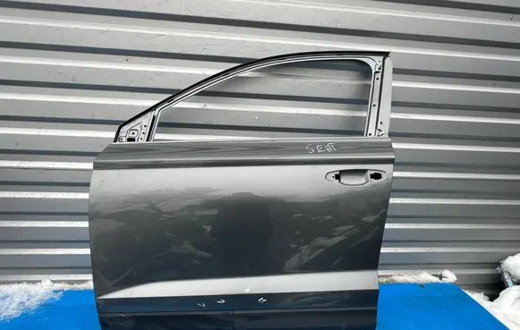 Seat Ateca Front door 575831311