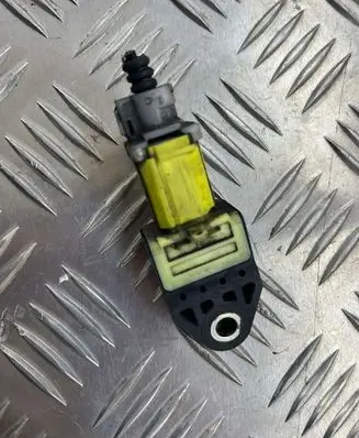 Subaru Forester SH Airbag deployment crash/impact sensor 98231FG000