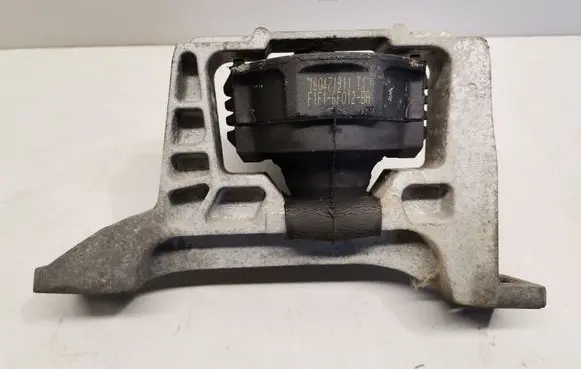 Ford Focus Engine mount bracket F1F16F012BA