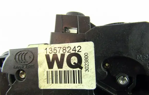 Chevrolet Orlando Rear door lock 13578242