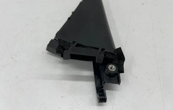 Nissan X-Trail T33 Other rear door trim element 822356RA0A