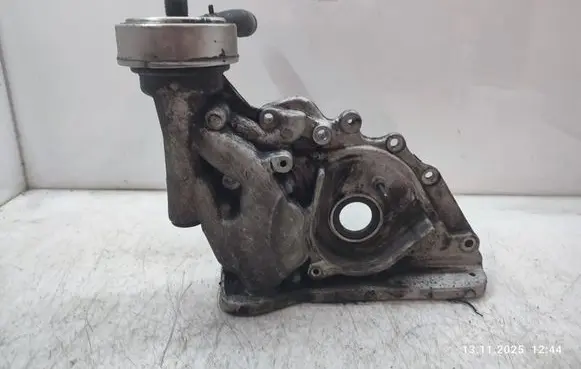 KIA Sportage Oil pump 