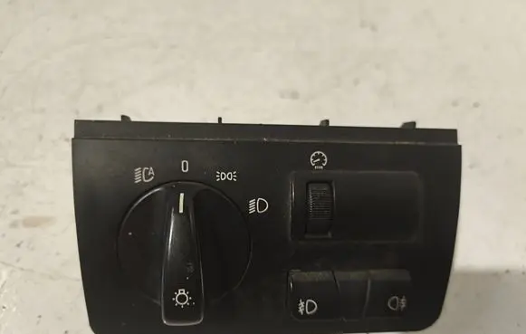 BMW X5 E53 Light switch 6909775 027135 037045061