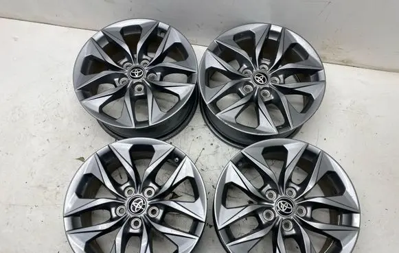 Toyota Sienna XL40 IV R17 alloy rim 