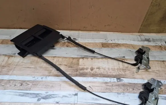 Volvo S80 Seat back rest lock catch 30727872