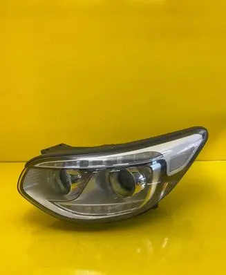 KIA Soul Headlight/headlamp 92101-B2