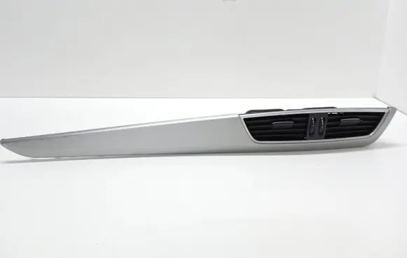 Mercedes-Benz C W204 Dash center air vent grill A2048306154 186211 173064