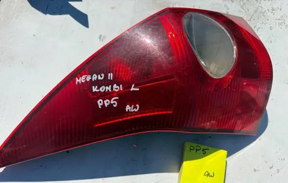 Renault Megane II Third/center stoplight 8200073239