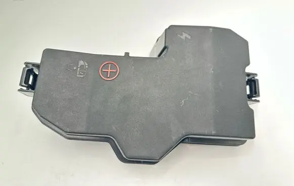 KIA Niro Fuse box cover 91956AT302