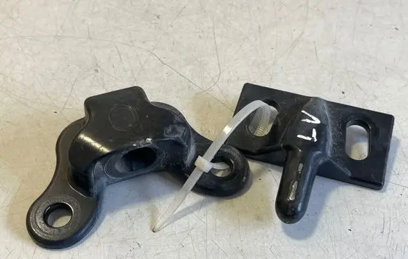 Opel Vivaro Sliding door check strap stopper 9841131380 9841130680