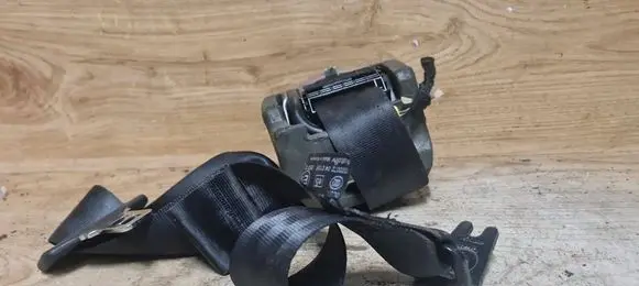 Volvo V40 Rear seatbelt 31292072 619885900