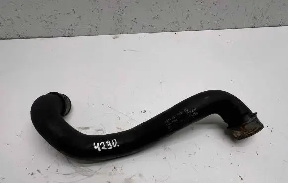 Mercedes-Benz E W211 Engine coolant pipe/hose A2115015482 DBL6254