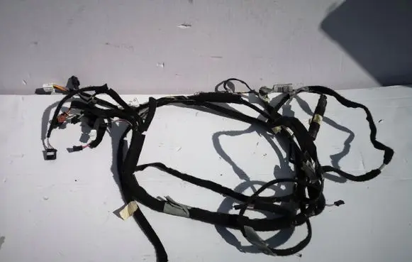 Renault Megane IV EUR ISO radio connector 