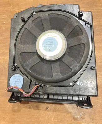 BMW 5 E60 E61 Subwoofer speaker 9143142 61928910 217BM083A
