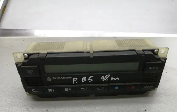 Volkswagen PASSAT B5 Climate control unit