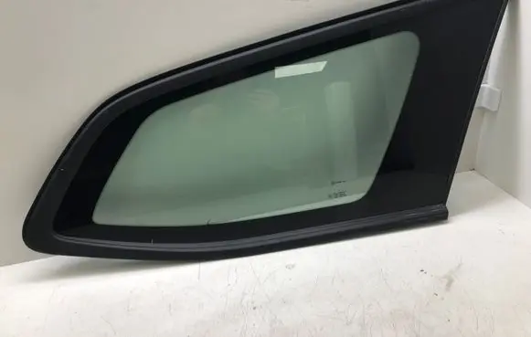 Peugeot 308 Rear side window 43R00048 DOT24M189AS2