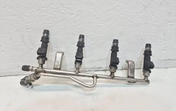 Opel Combo C Fuel main line pipe 25313846