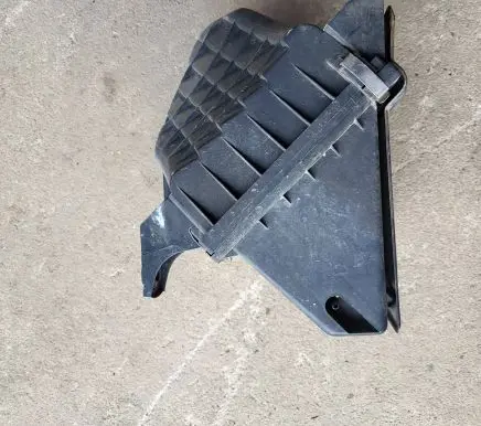 Audi A6 S6 C5 4B Mass air flow meter 028906461 0281002216