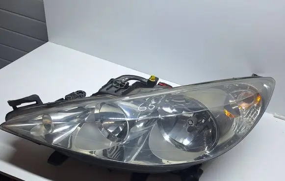 Peugeot 207 Headlight/headlamp 9649986280 89900872 89903632