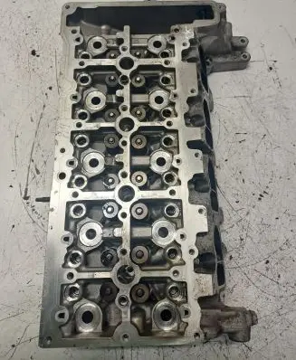 BMW 3 G20 G21 Engine head 85137090400