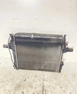 Volvo XC90 Coolant radiator 30681495