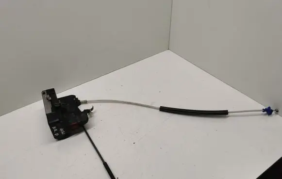 Opel Zafira A Front door lock 24444015